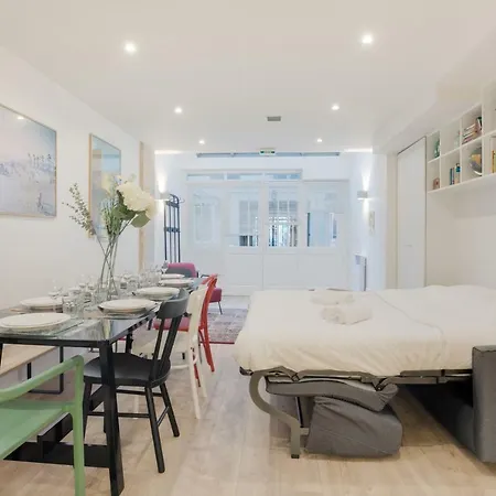 Loft Design - 8 Guests - Heart Of דירה