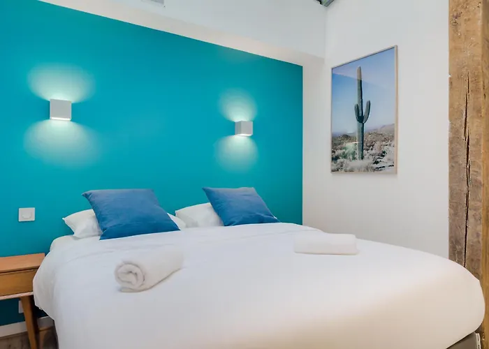 Loft Design - 8 Guests - Heart Of *